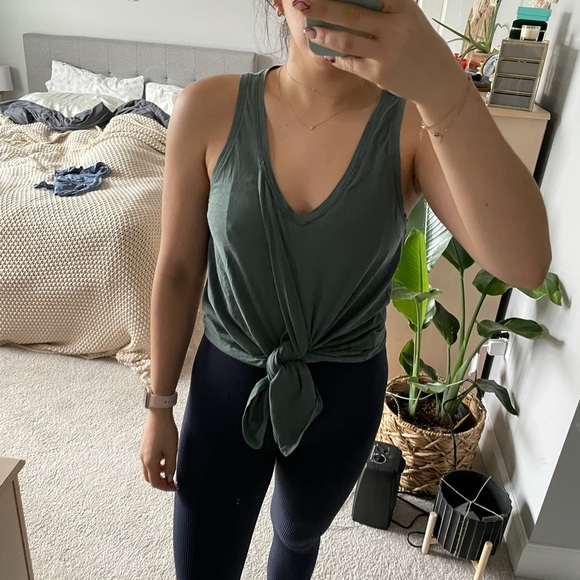 Lululemon Tie Tank Top - Light Pine Green - Picture 4 of 6